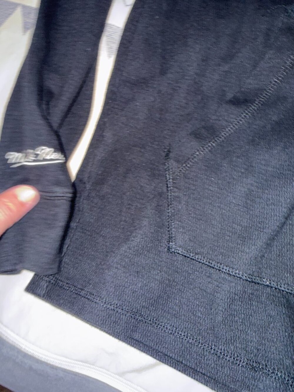 Authentic MLB Giants Hoodie Bought at Giants Stadium. Bonus Polo Hoodie - Picture 2 of 16